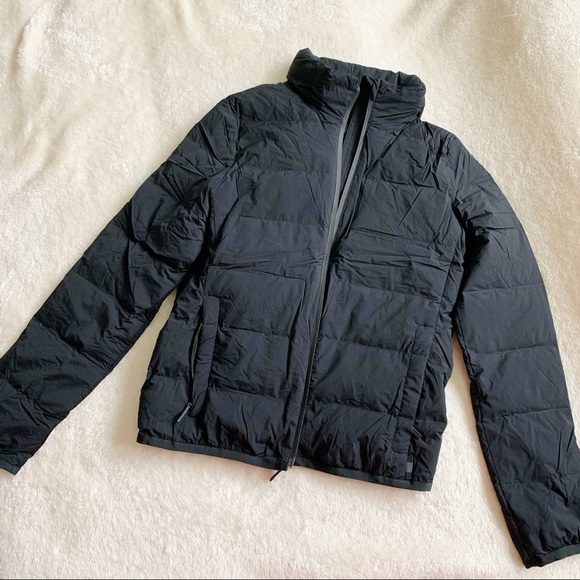 NWT Authentic Gucci Light Matte Stretch DownJacket - Picture 2 of 8